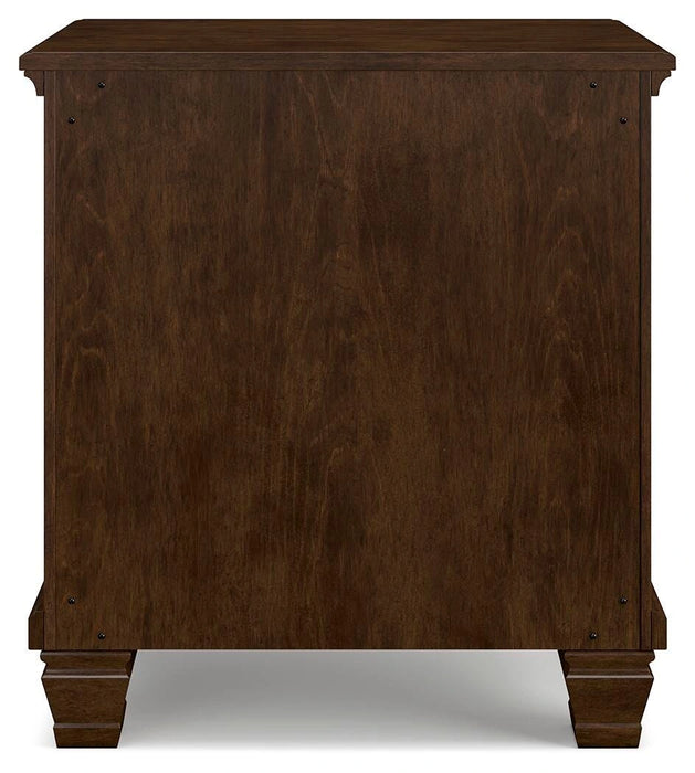 Danabrin Bedroom Set